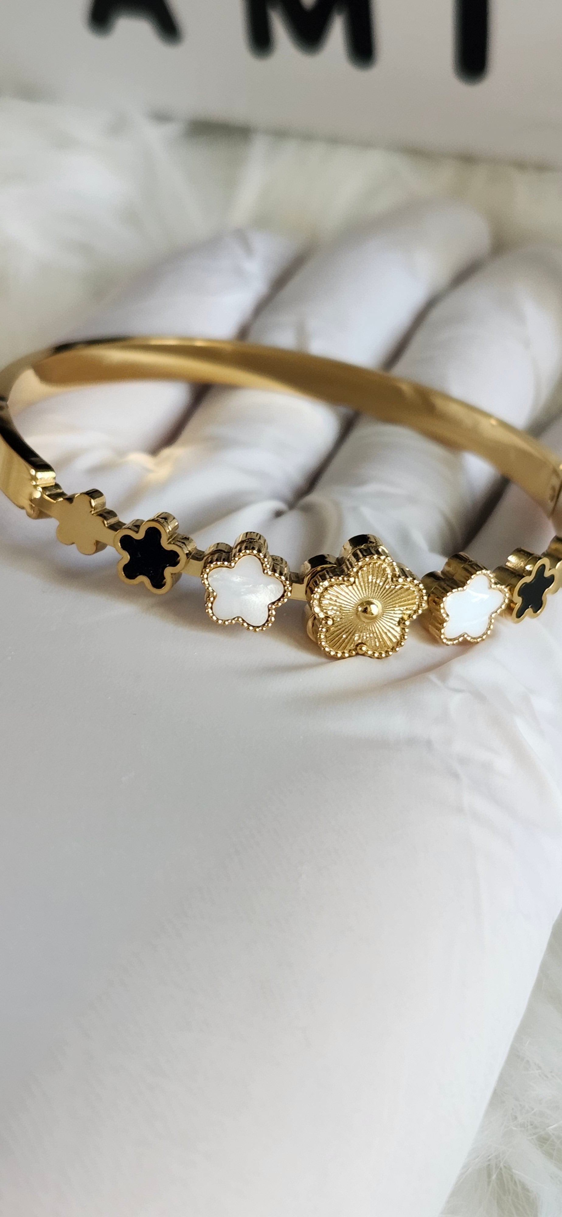 Flower Meadow Bracelet #9110