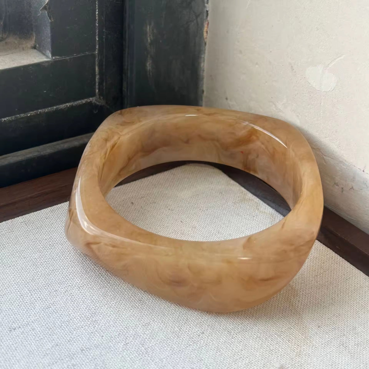 Irregular Shaped Acrylic Resin Bangles