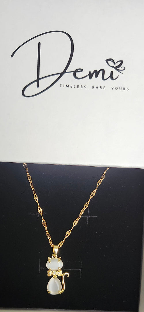 Cat Pendant Necklace