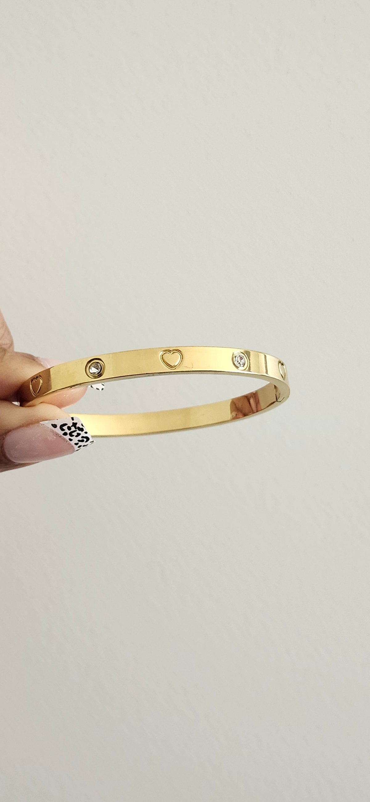 Diamond and Heart Design Bracelet